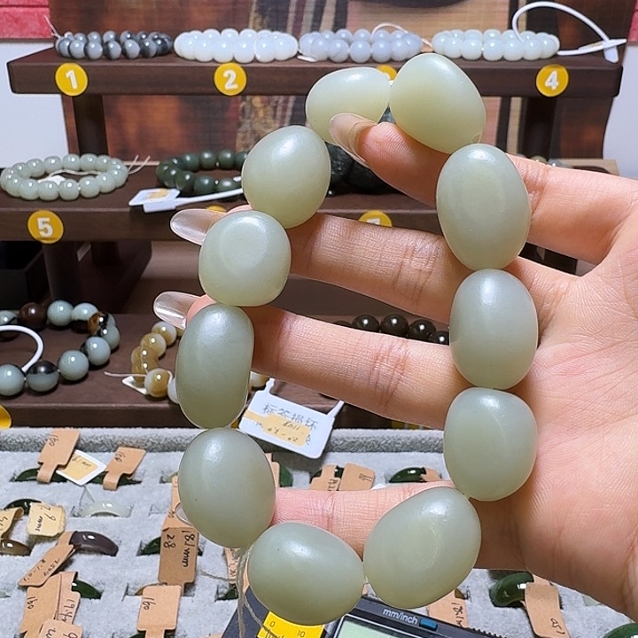 手串未镶嵌和田玉