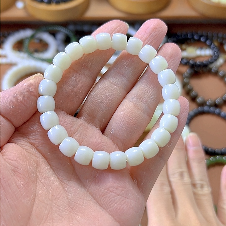 和田玉手串未镶嵌