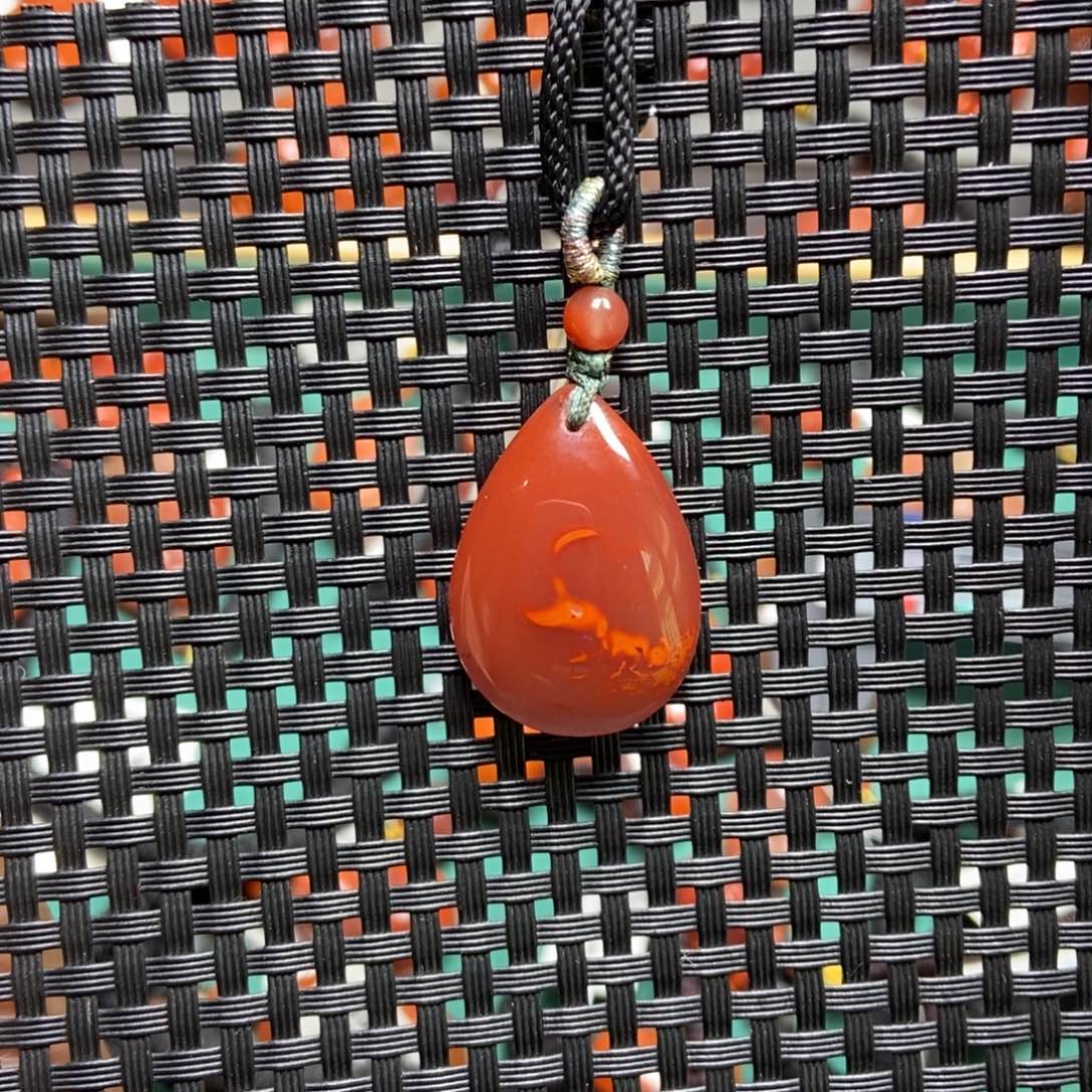 南红玛瑙吊坠(不含链)未镶嵌