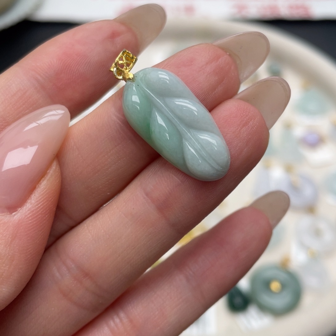 翡翠银S925镶嵌颈饰