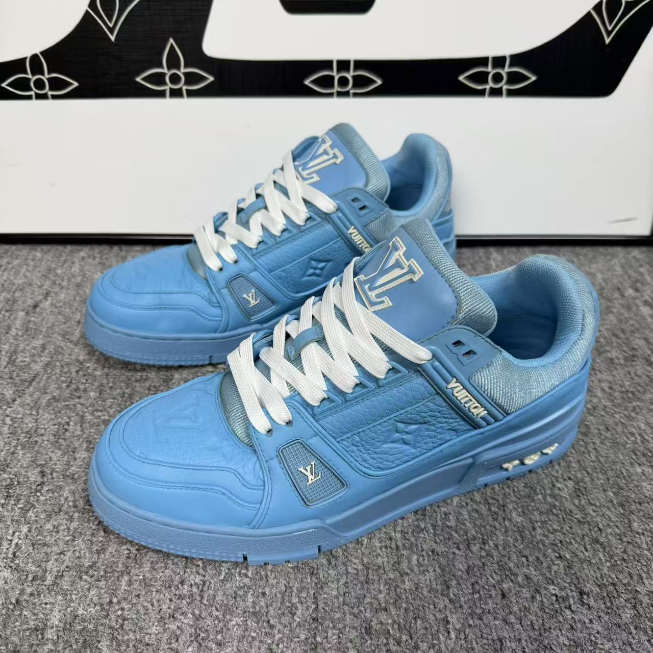 90新 LouisVuitton/路易威登 蓝色艺术馆trainer板鞋40欧ddm3260