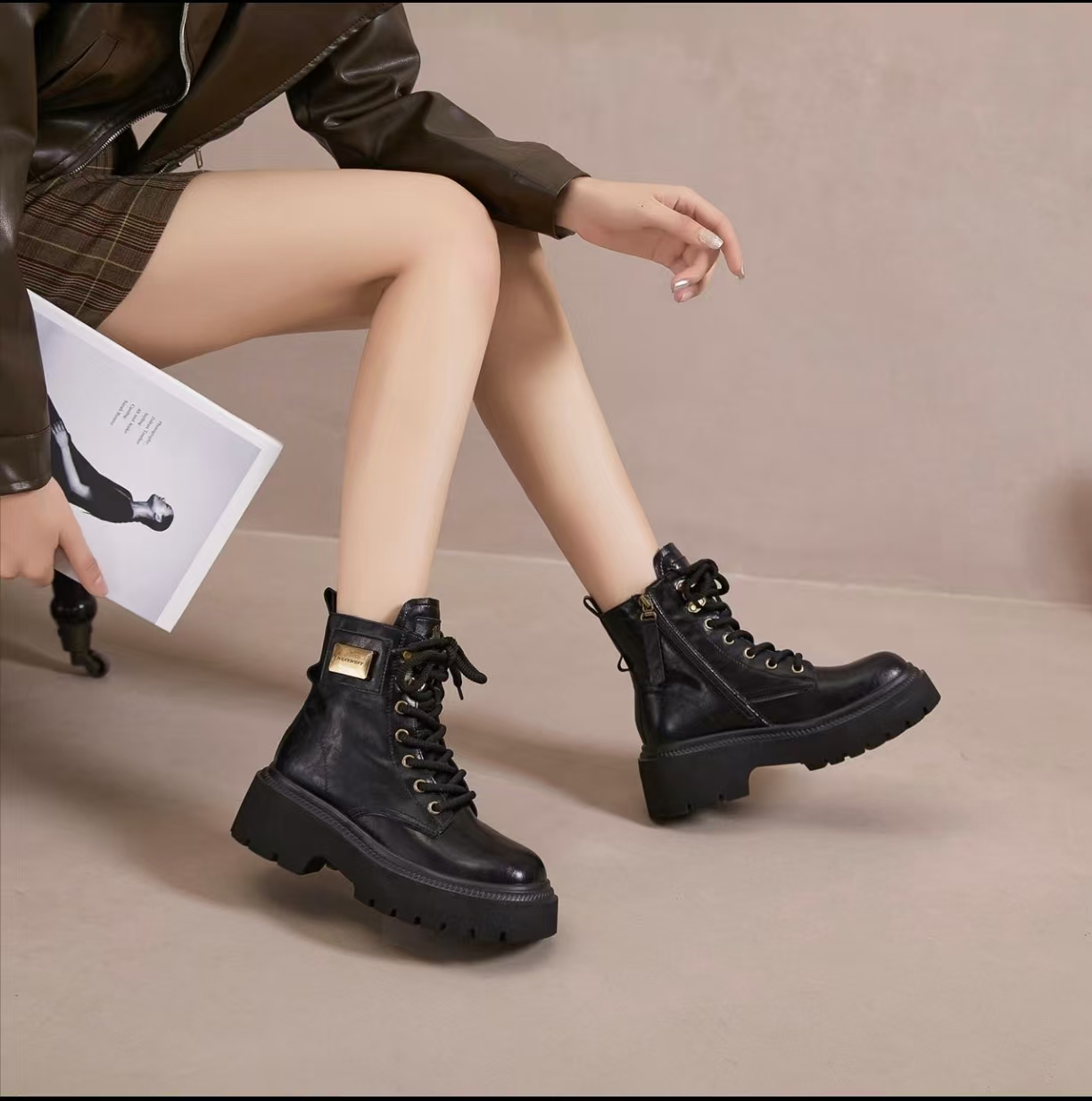 7703-1加绒马丁靴女鞋低跟圆头女春秋单靴系带加绒