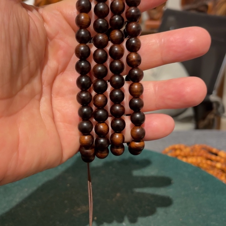 柏木（崖柏）0.8*108雷击木手链