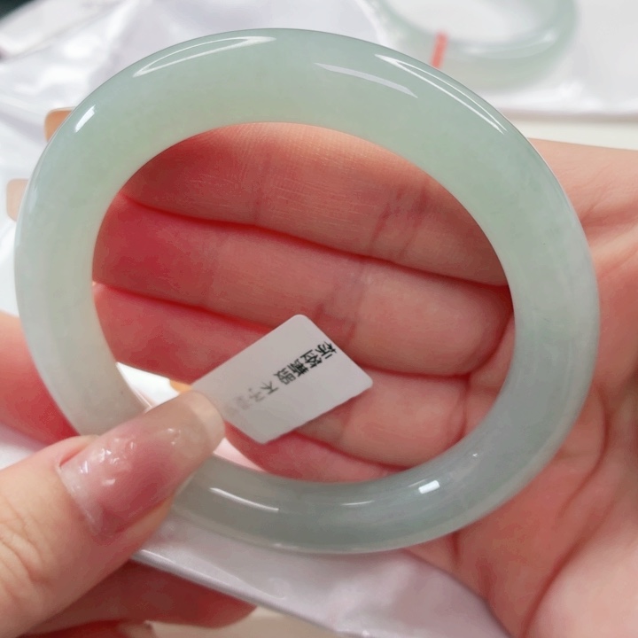 翡翠未镶嵌手镯缅甸天然a货翡翠57.2