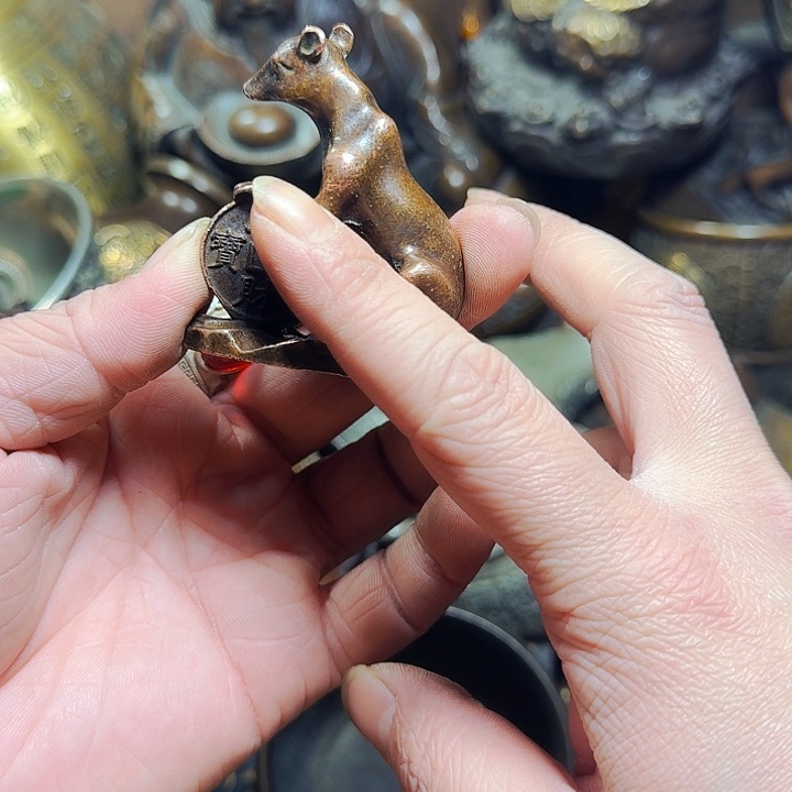 铜器摆件收收藏藏