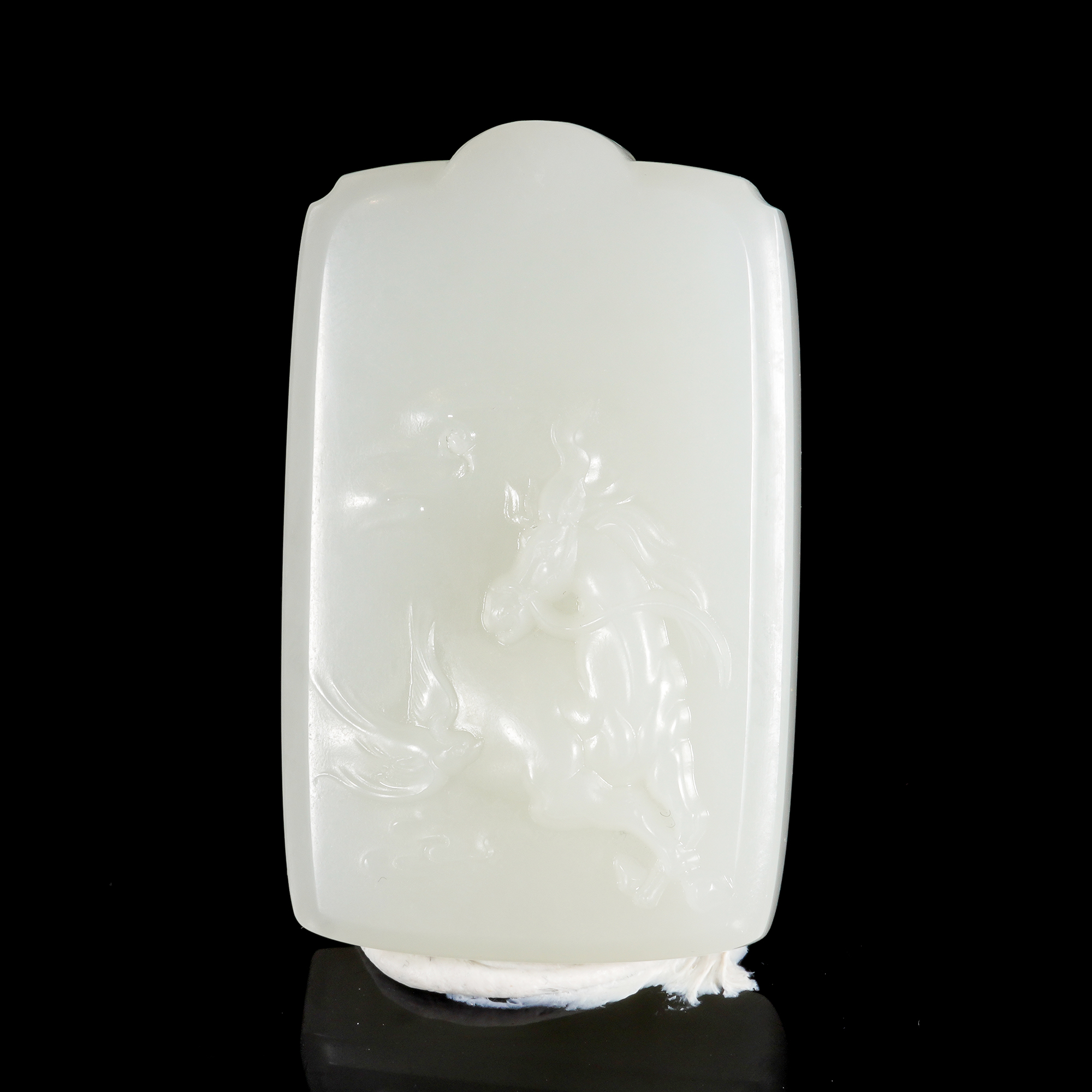 LOT.040羊脂白玉马踏飞燕牌/X3970