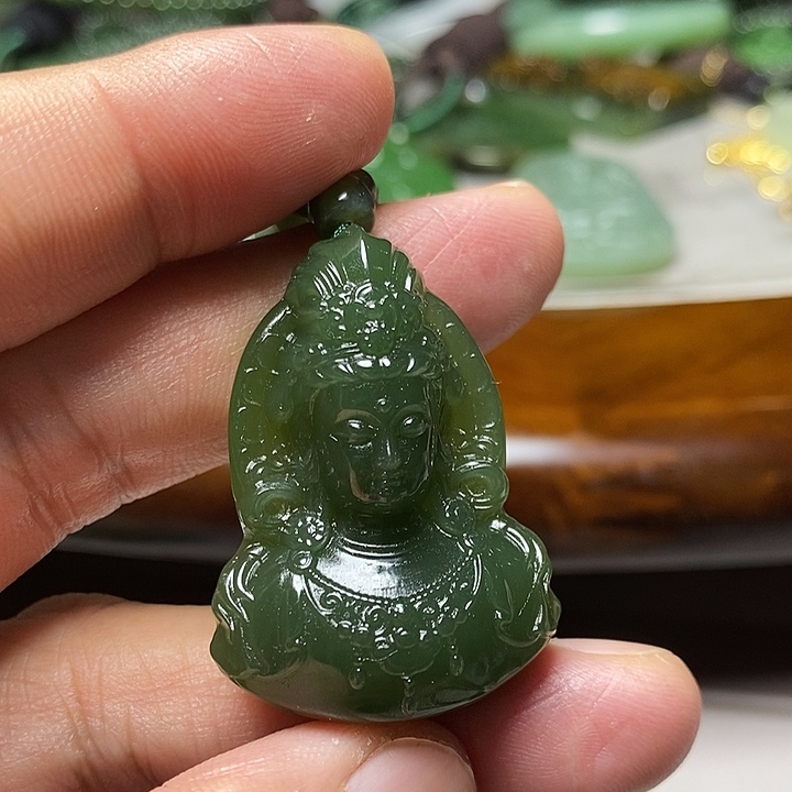 快***仙和田玉（碧玉）未镶嵌颈饰