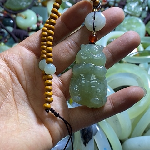 岫玉手机挂件包包挂未镶嵌多样性发货