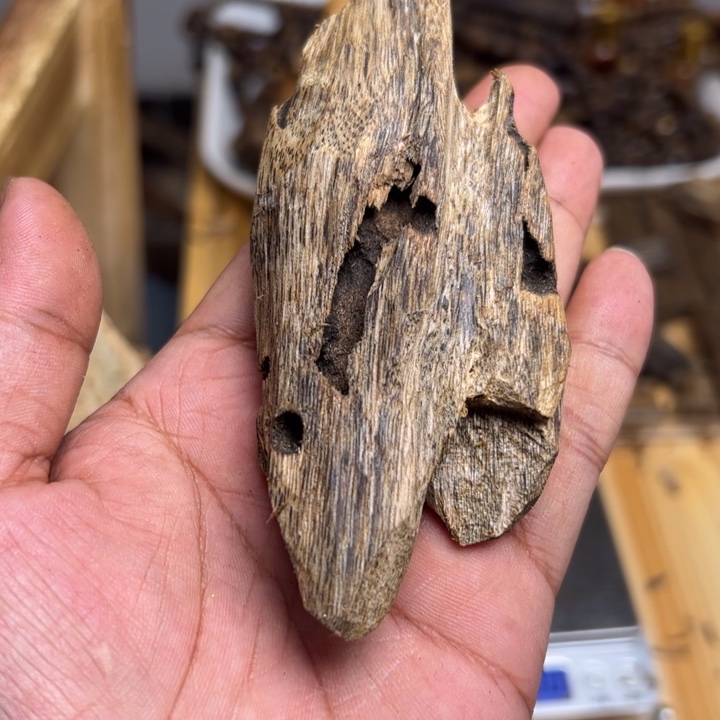 沉香碎屑沉香25克