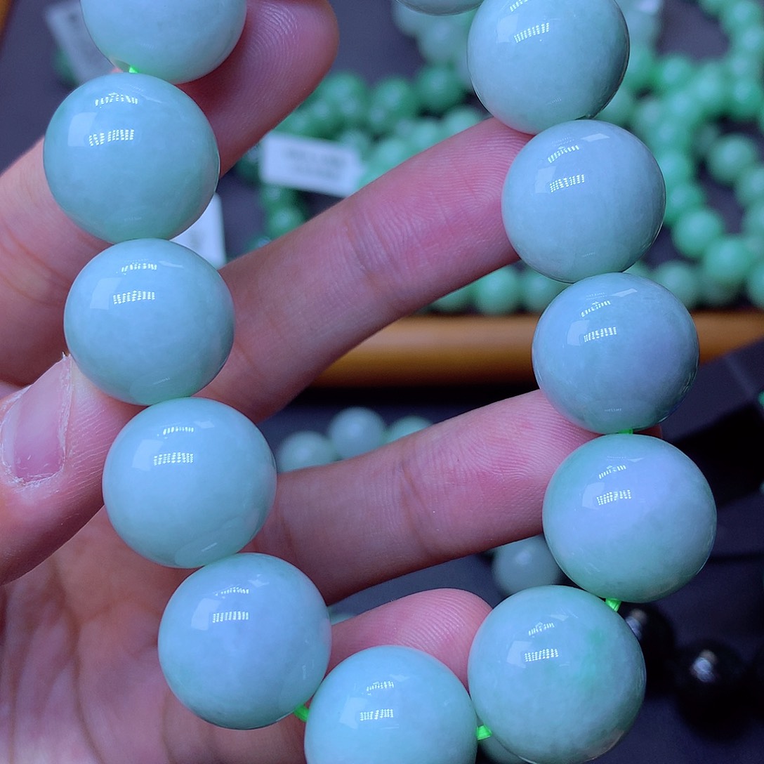 翡翠未镶嵌毛衣链