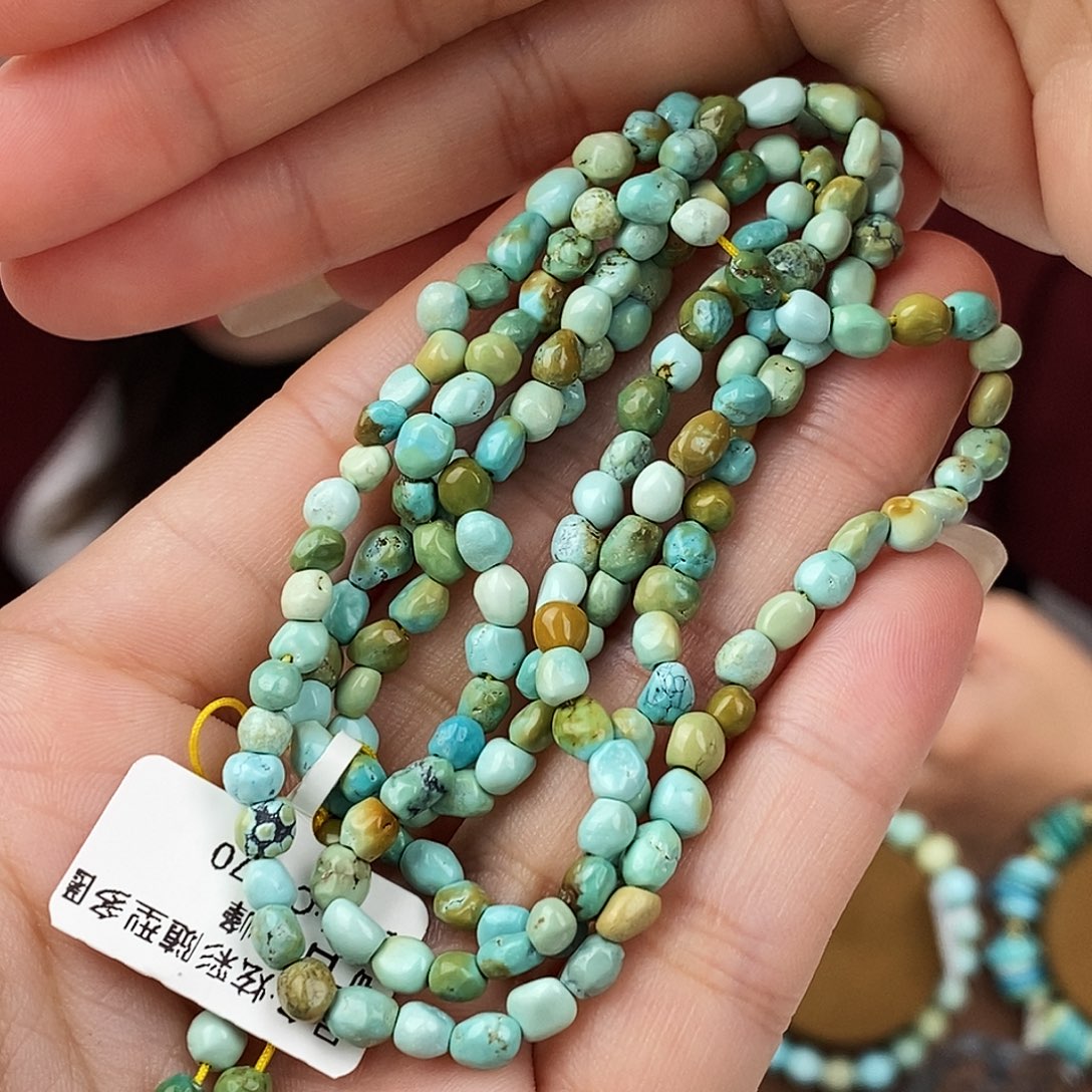 绿松石未镶嵌原矿