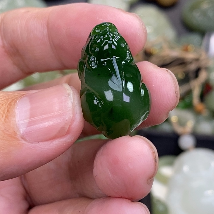 和田玉颈饰未镶嵌瑞****］