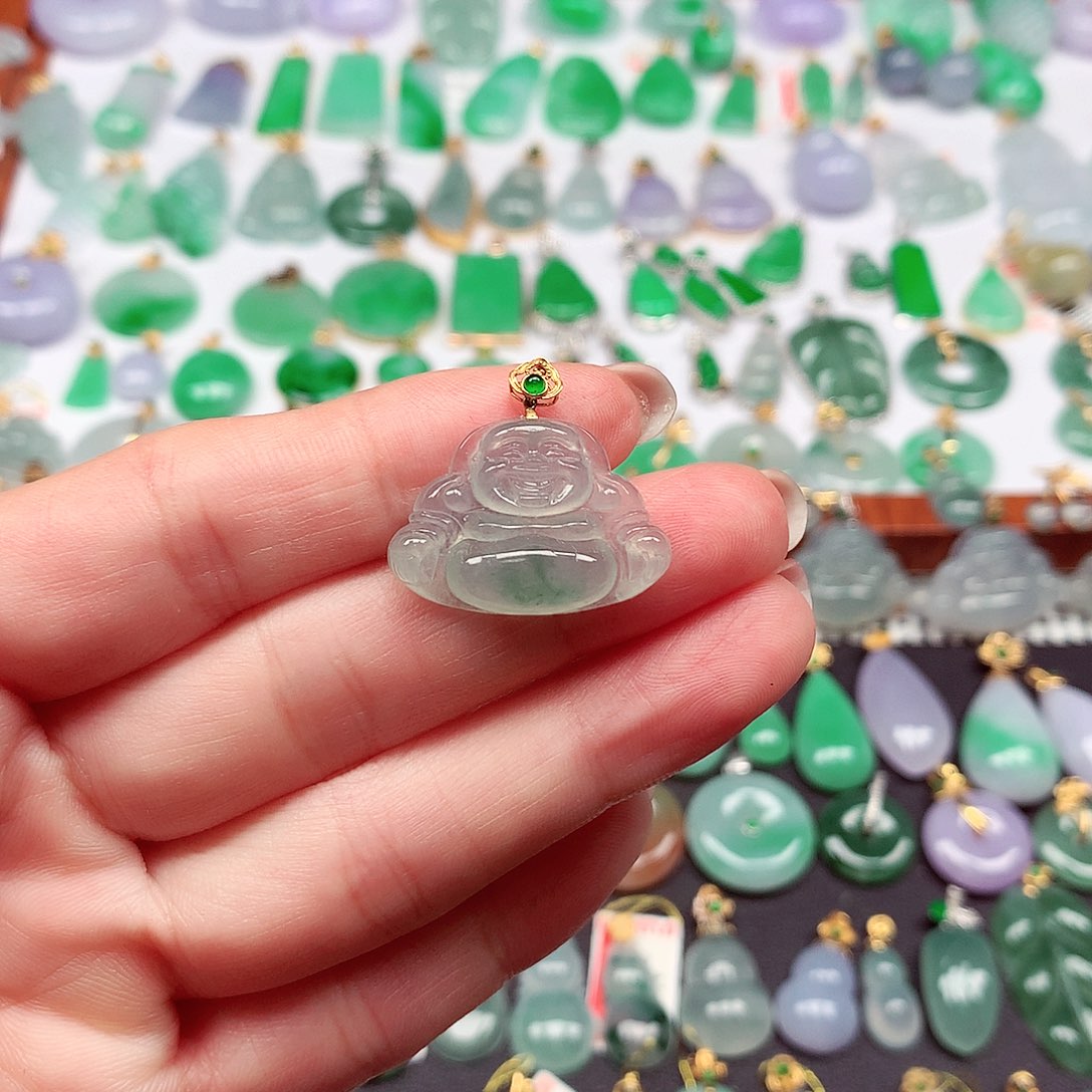 翡翠18K金镶嵌颈饰天然翡翠A货