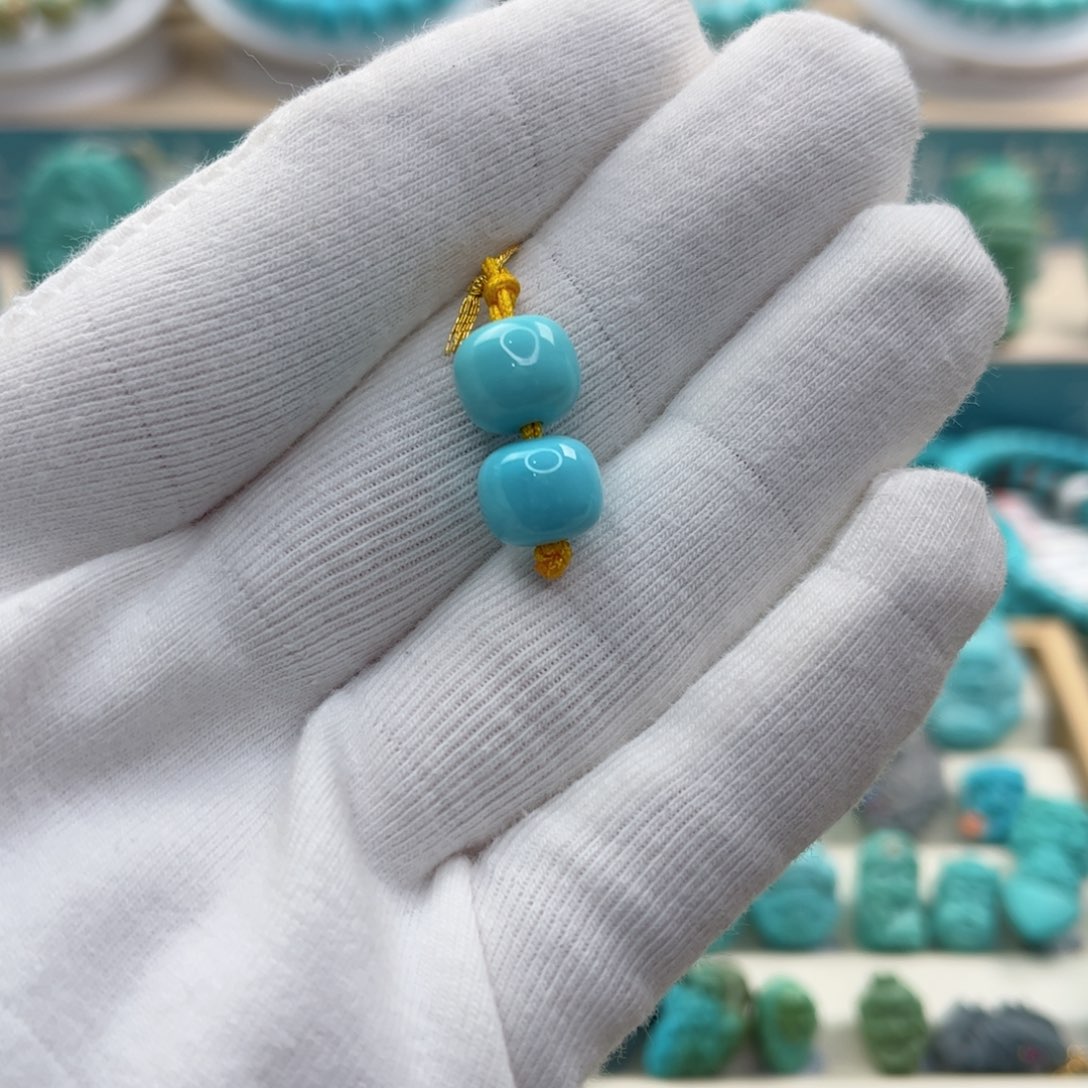 绿松石配饰未镶嵌