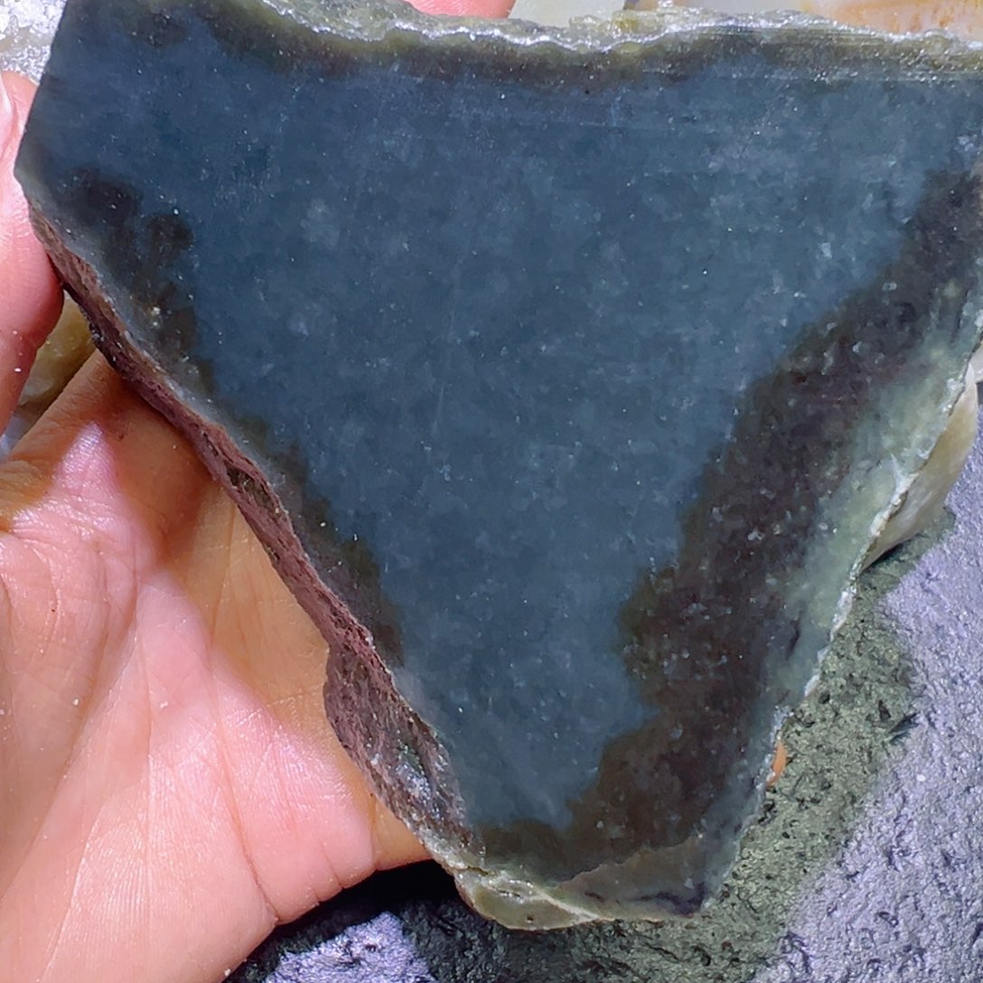 和田玉未镶嵌珠宝半成品