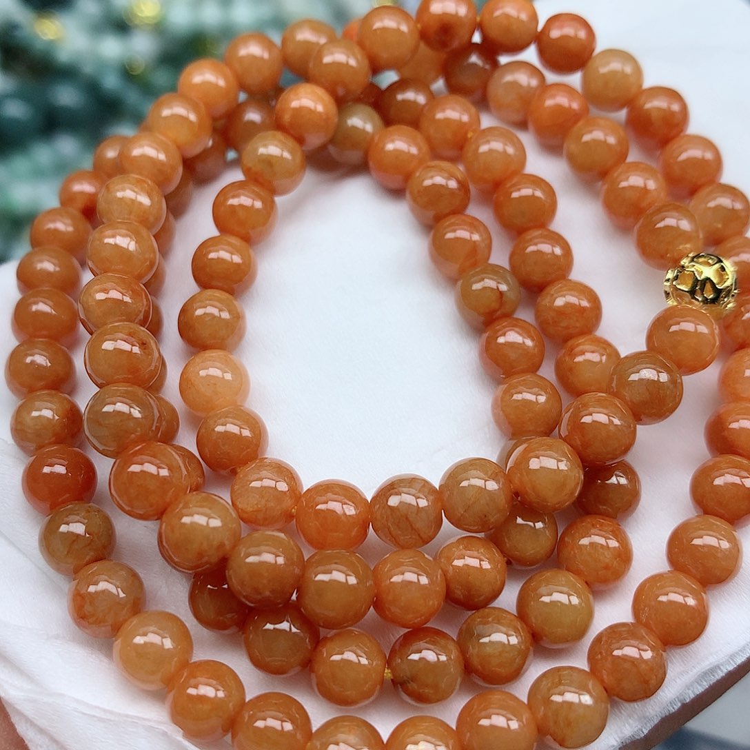 翡翠颈饰未镶嵌手串