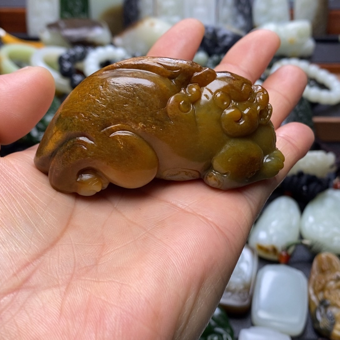 颈饰未镶嵌和田玉