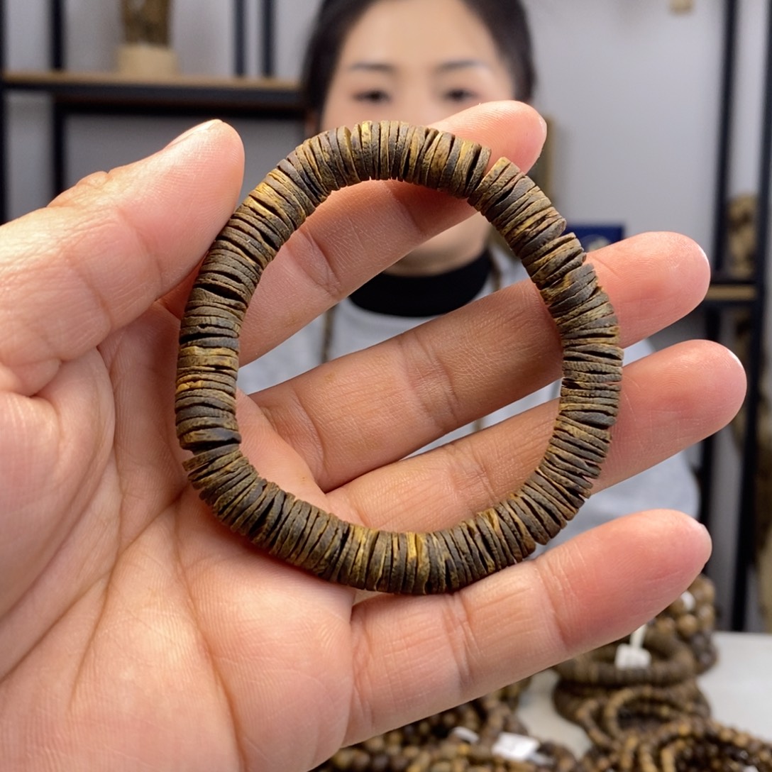 沉香手串奇楠沉水片片0.8单圈9.7克