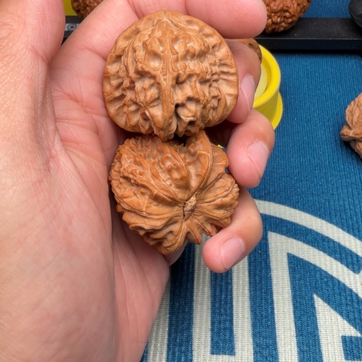 阿***冷文玩核桃吊坠核桃