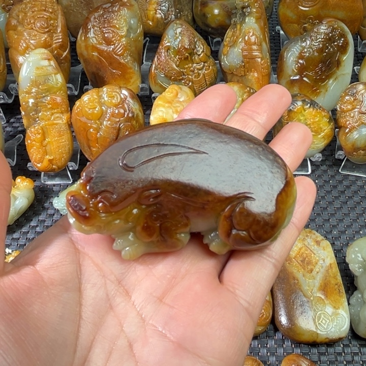 大***明和田玉未镶嵌把件