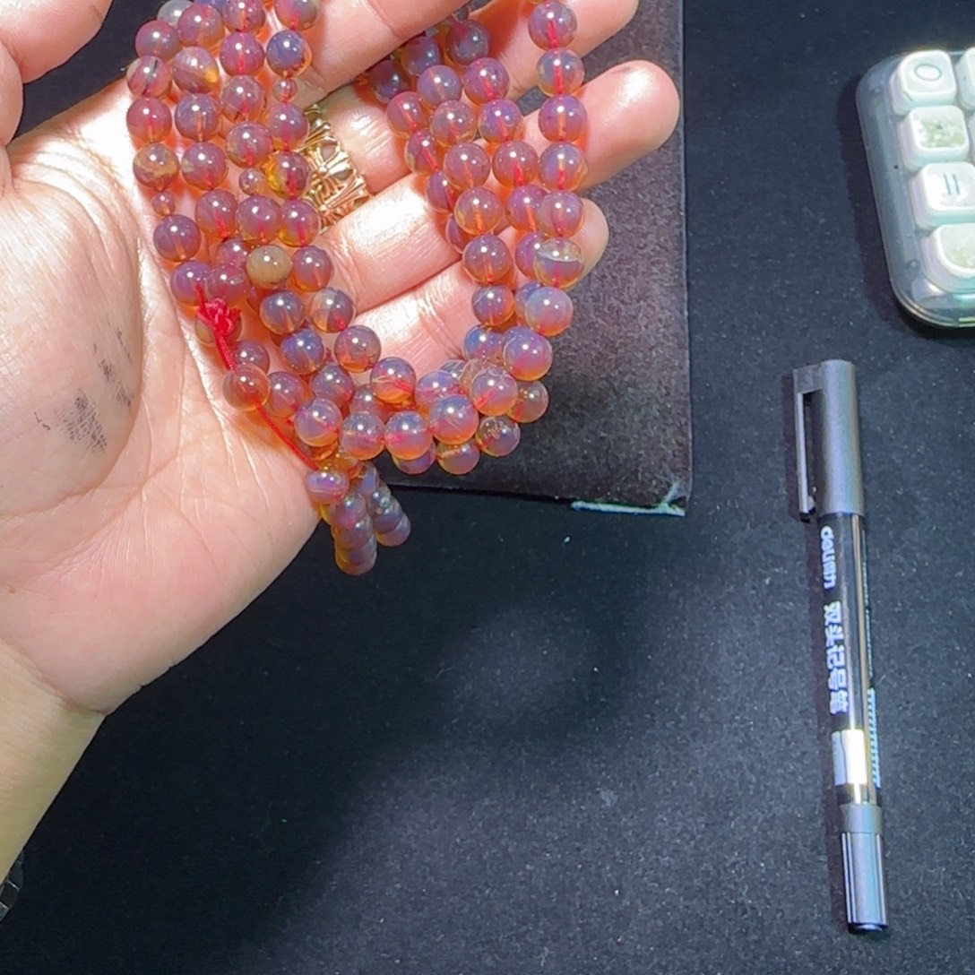 琥珀未镶嵌裸石琥珀