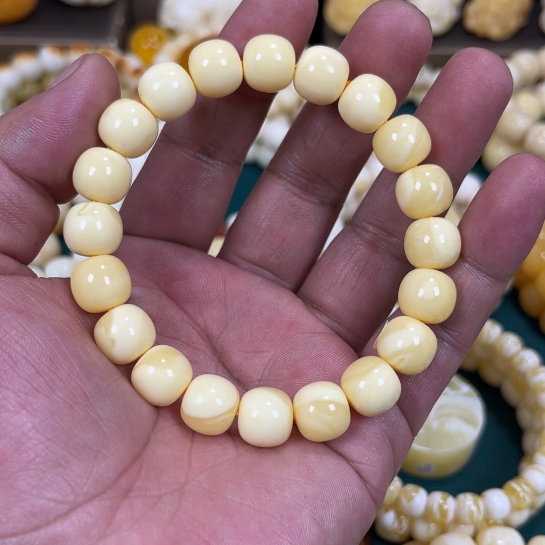 琥珀手链未镶嵌同料瓷白氧化小年份奶油蜡11mm