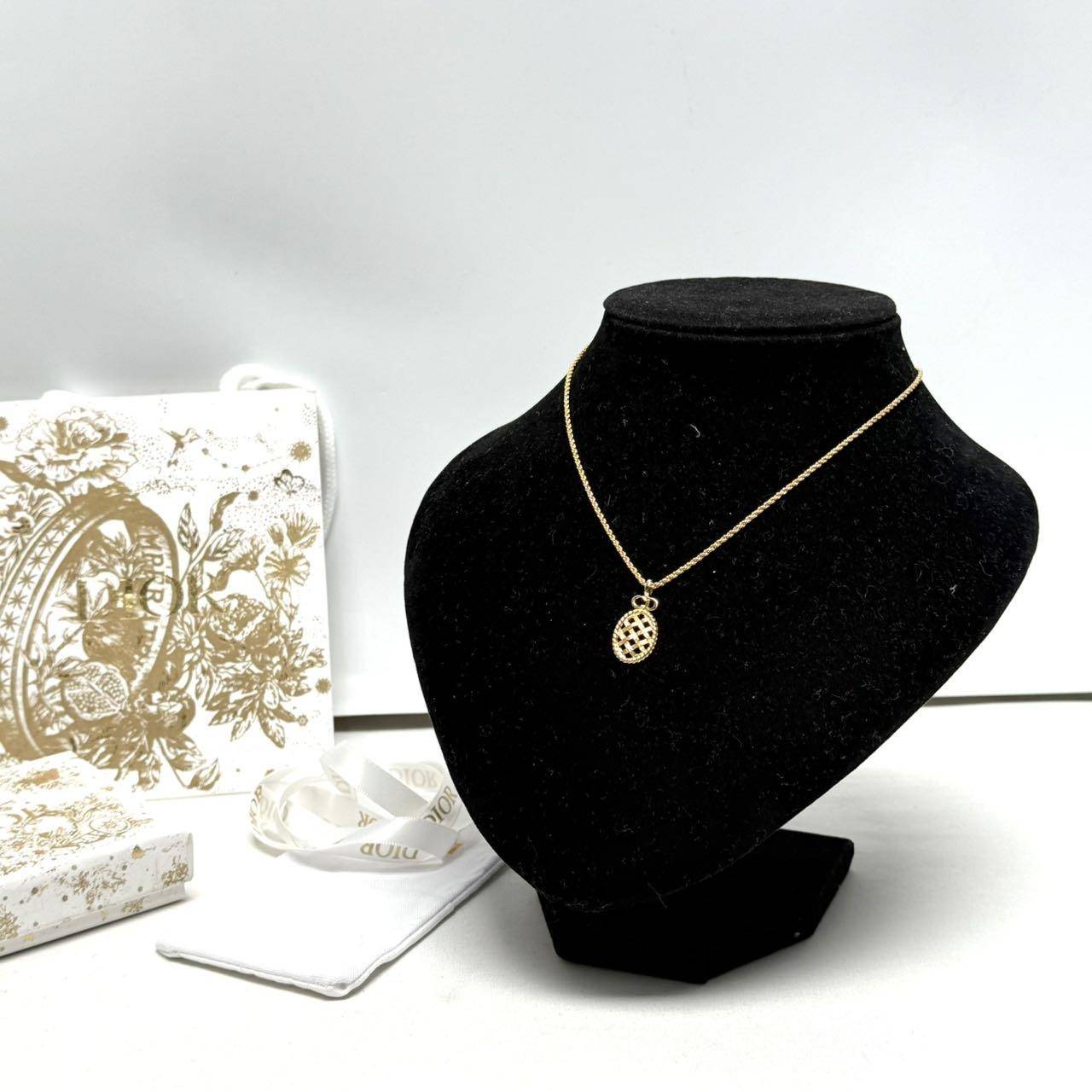 胖虎曼曼/迪奥/95新/公价0/饰品/项链/31B2502230104