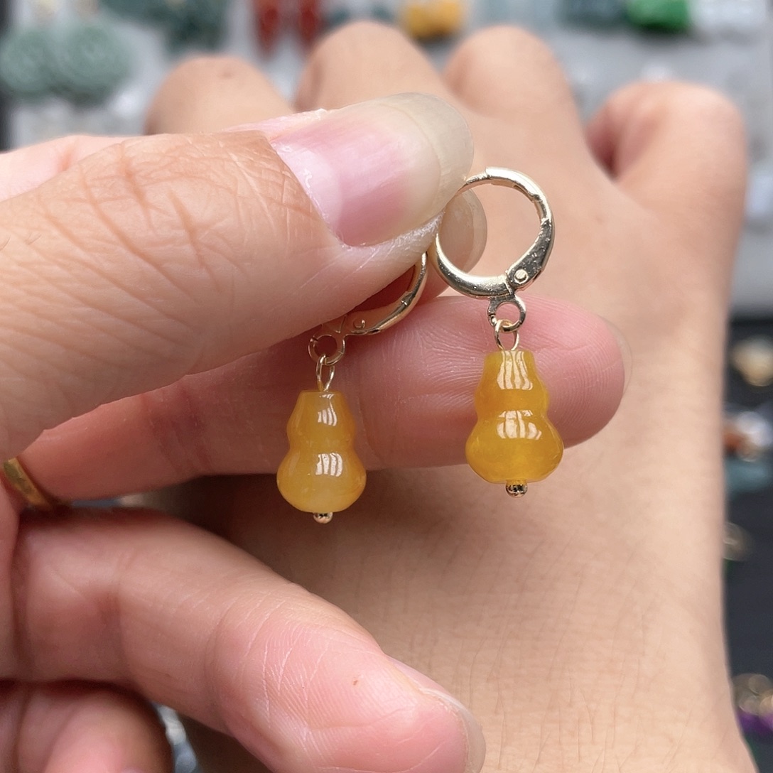 翡翠未镶嵌耳饰5886