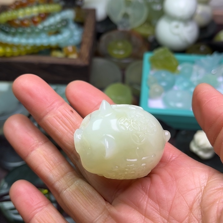 用***4蛇纹石玉未镶嵌岫玉