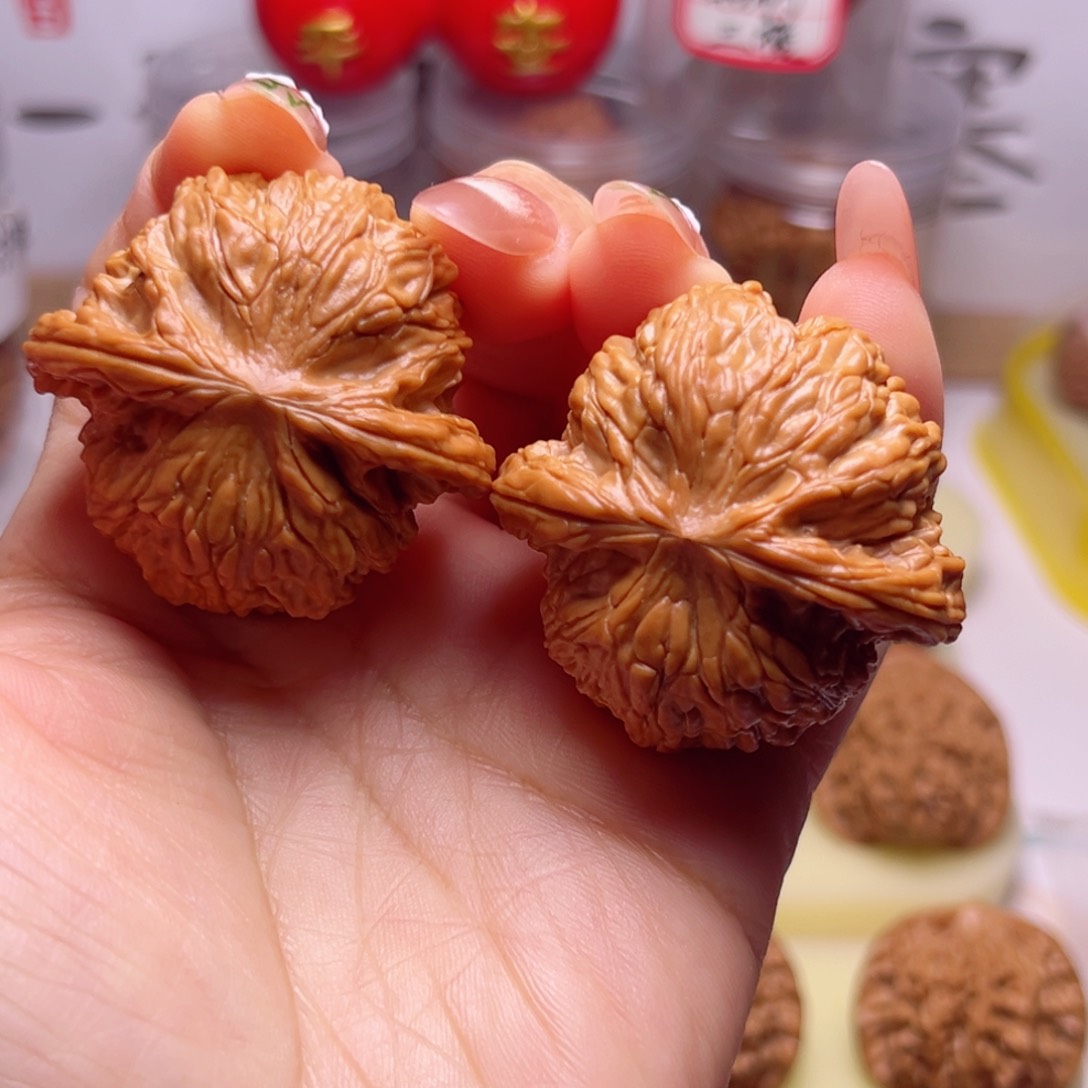 文玩核桃吊坠42尺正球磨