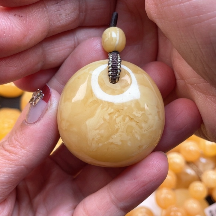 蜜蜡裸石未镶嵌蜜蜡公主扣