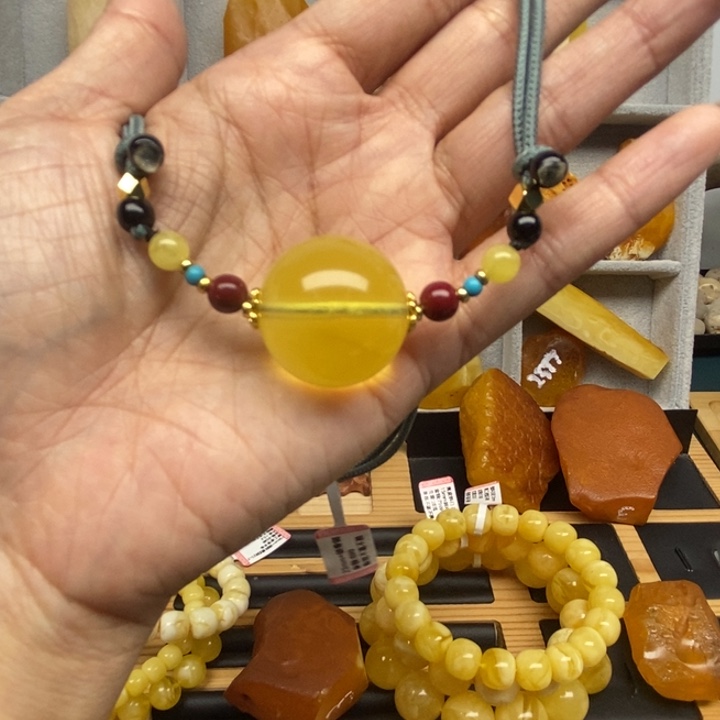 琥珀未镶嵌裸石原石