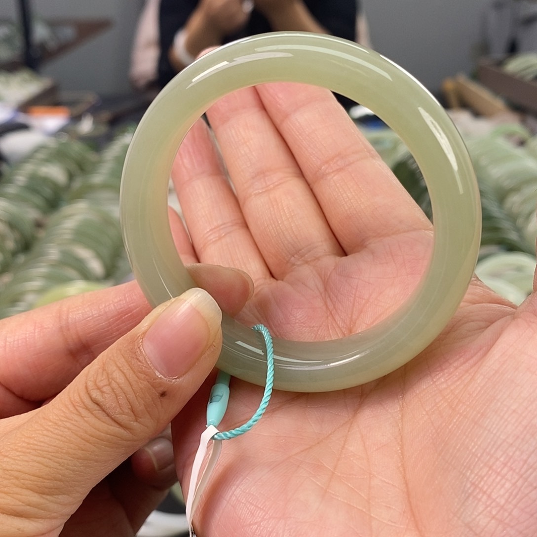 和田玉和田玉手镯51.52未镶嵌