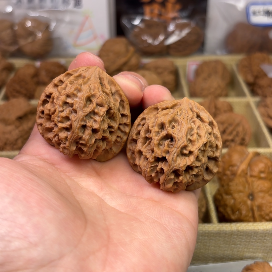 把件文玩核桃苹果园