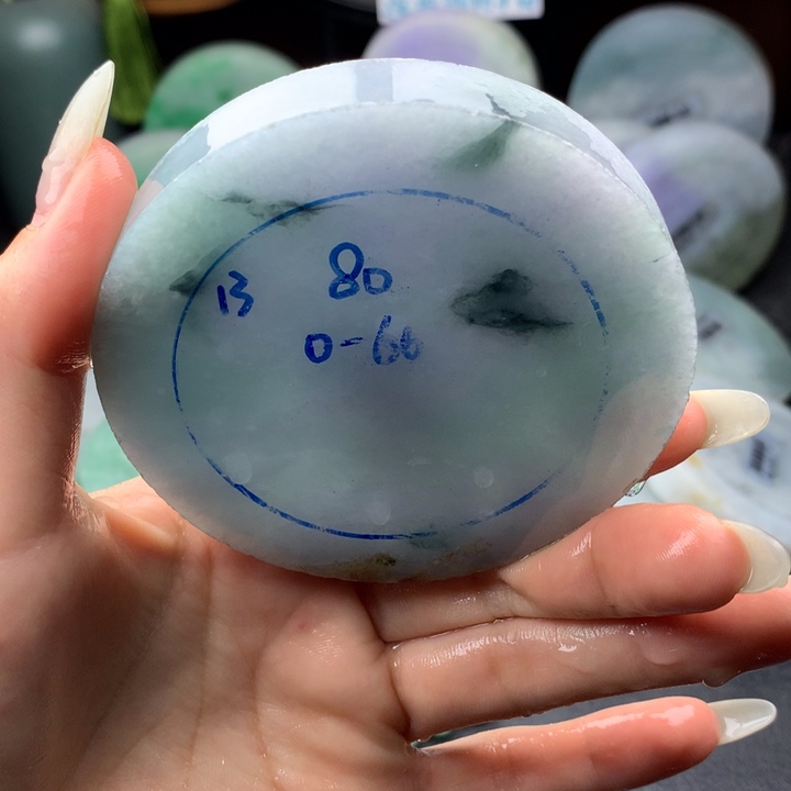 定制翡翠未镶嵌手镯