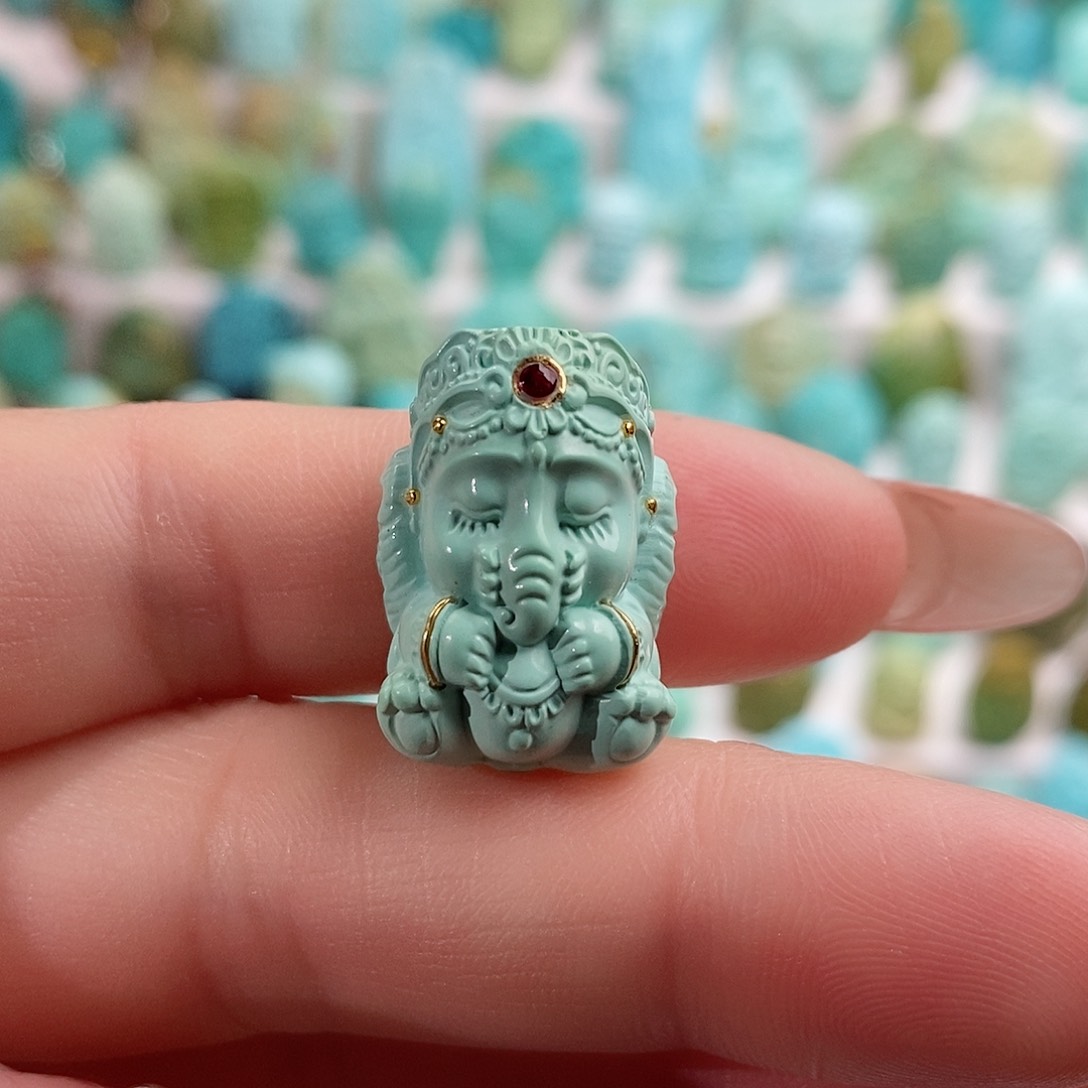 绿松石绿松石未镶嵌