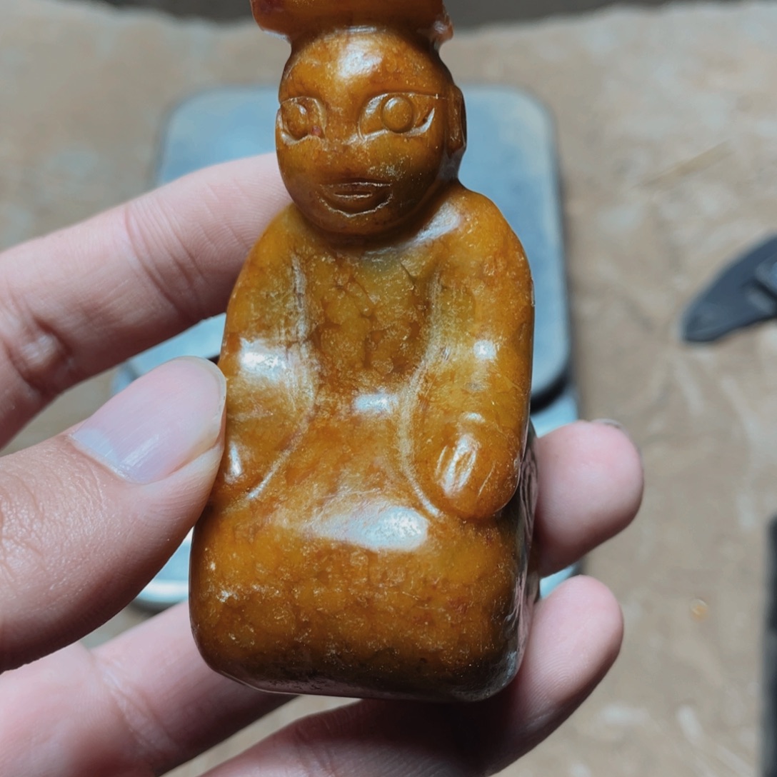 和田玉（糖玉）未镶嵌挂件