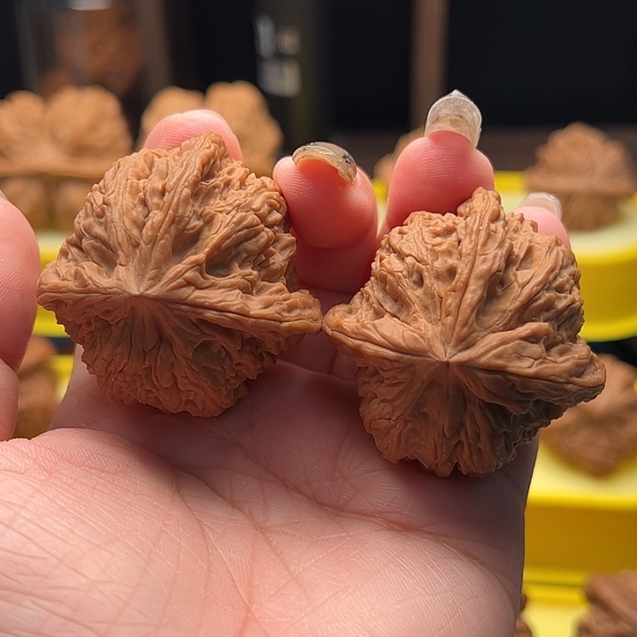 吊坠文玩核桃南疆石丁字三棱 全品