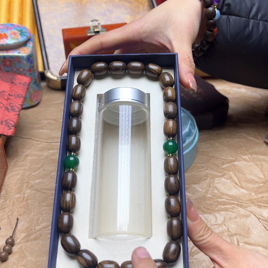 大叶紫檀（黑酸枝木类）