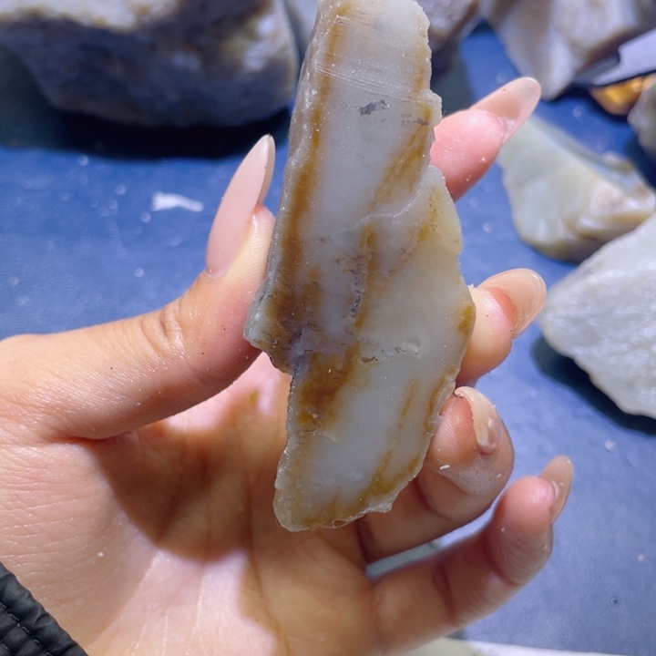 和田玉未镶嵌珠宝半成品