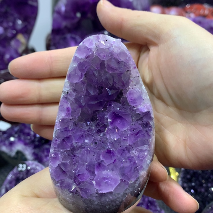 紫晶大型摆件（非配饰）未镶嵌
