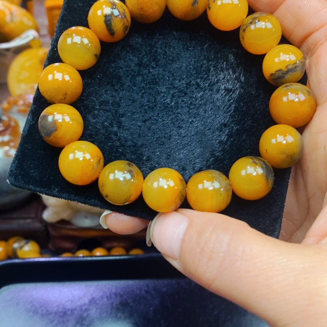 未镶嵌石英质玉（黄龙玉）吊坠(不含链)