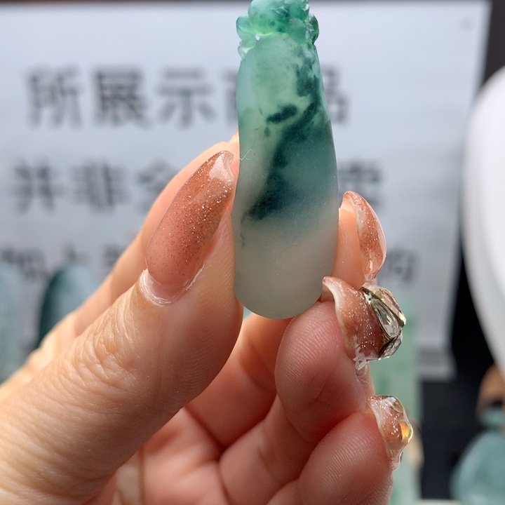 定制翡翠未镶嵌天然翡翠