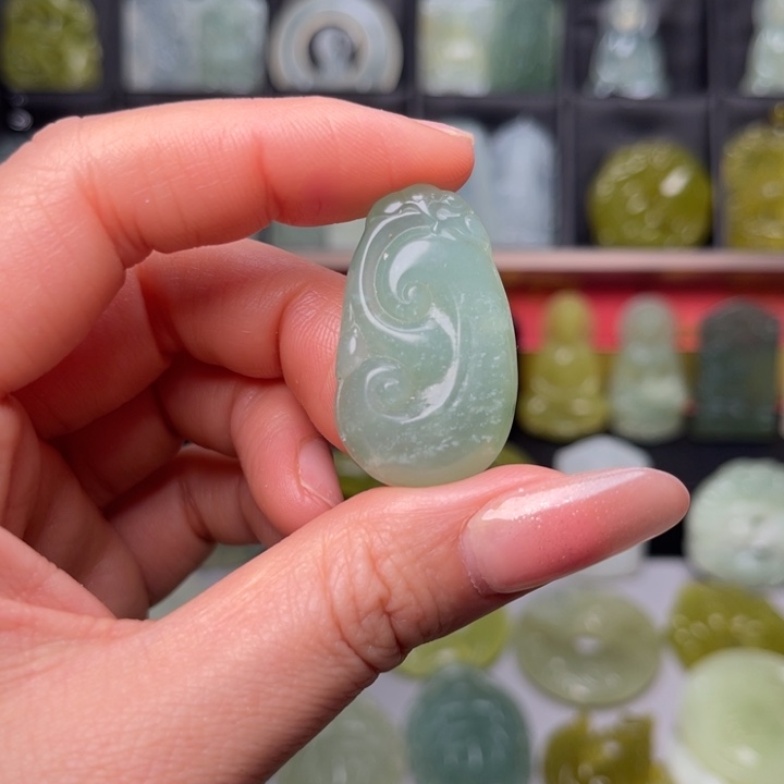 梨***涡岫玉未镶嵌吊坠(赠链)