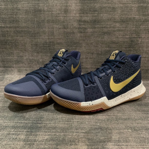 43码/欧文3 Obsidian 海军蓝 全新 未下地 带吊牌 无原盒 篮球鞋