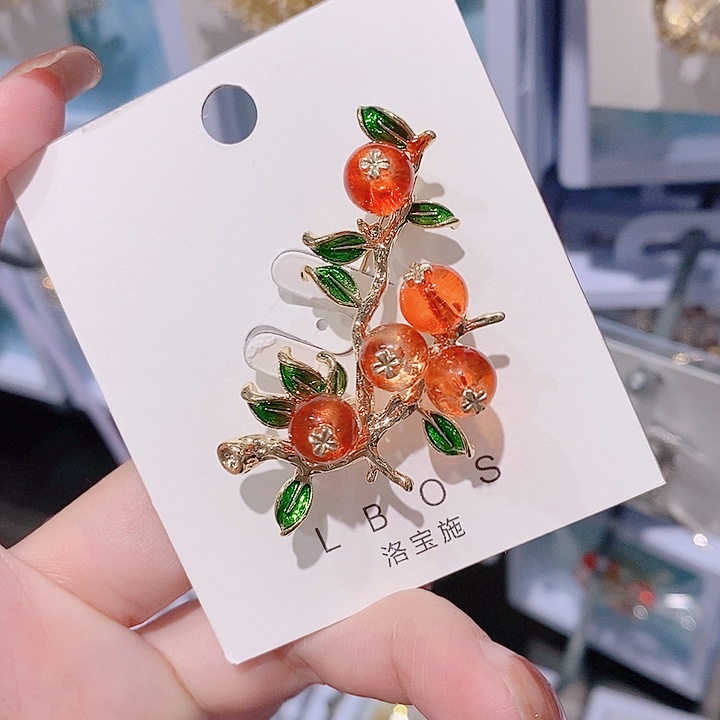 锆石铜合金柿子胸针
