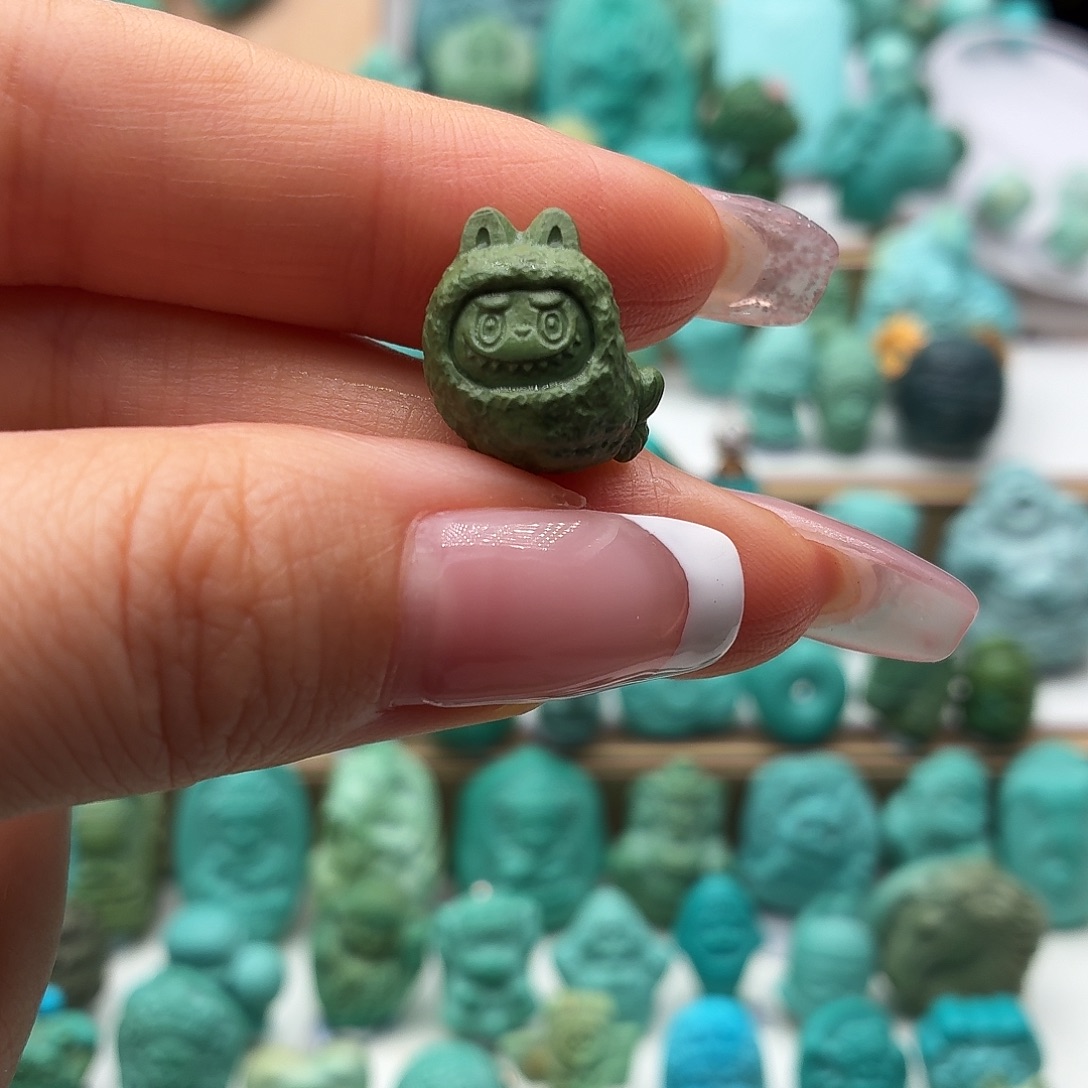 K***y绿松石未镶嵌饰品