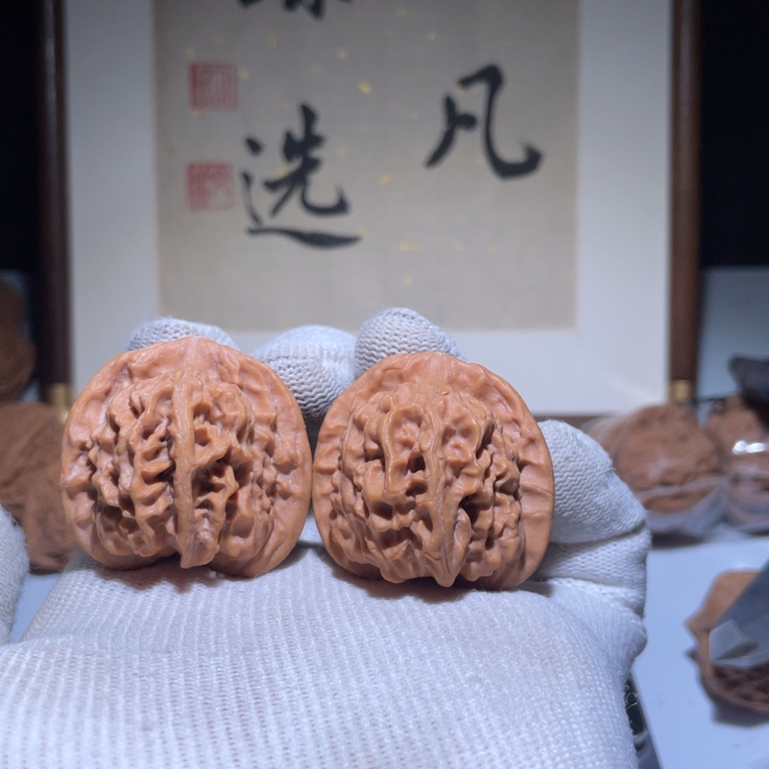 热***河文玩核桃吊坠天地