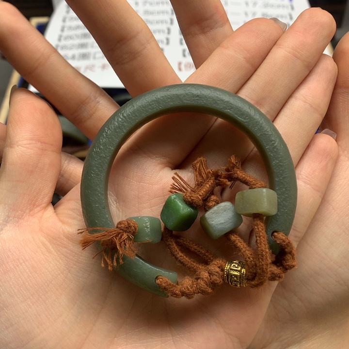 和田玉（糖玉）未镶嵌颈饰?****?