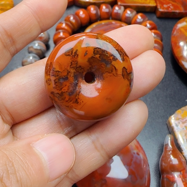 玛瑙/玉髓战国红玛瑙未镶嵌